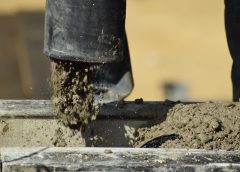 concrete pour from pump
