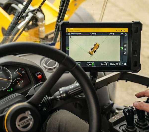 Trimble Earthworks Available for Medium Wheel…